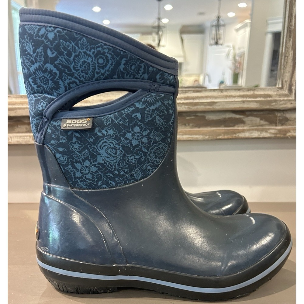 BOGS Navy Blue Plimsoll Mid Calf Floral Neo-Tec Waterproof Insulated Boots Sz 8 - Picture 5 of 10